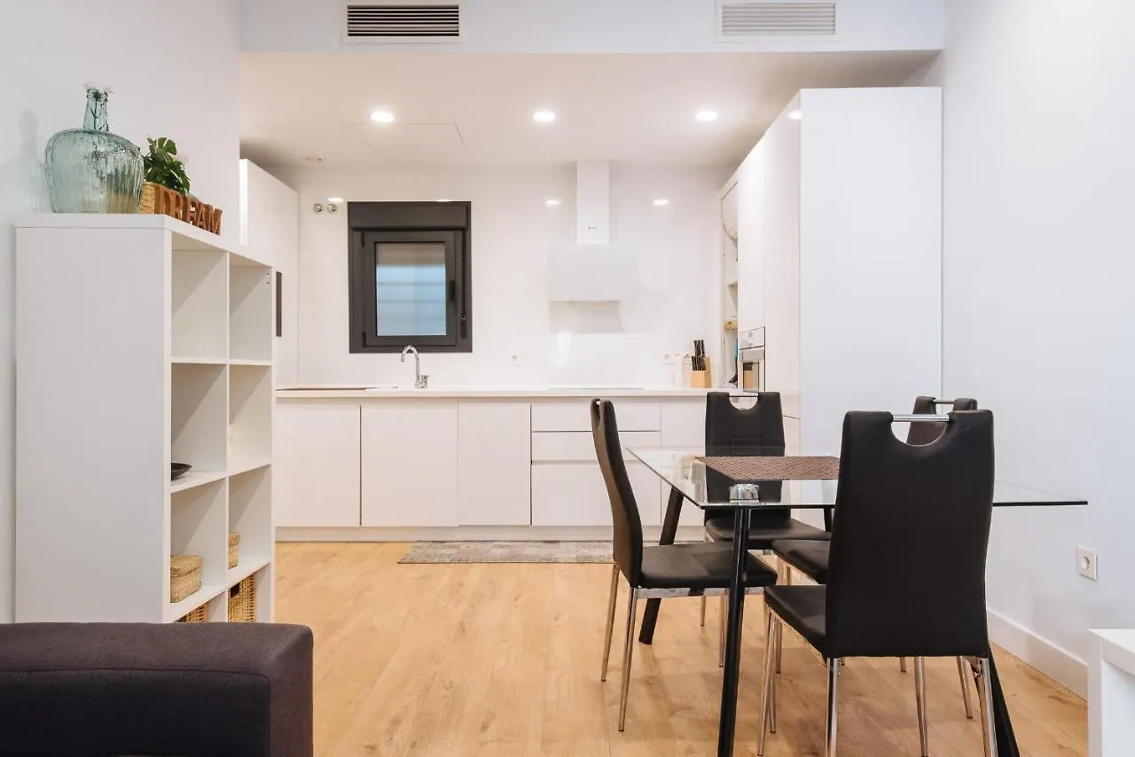 Apartamento Estelar Con Piscina Y Garaje Nervion Apartment Seville 0*,  Spain