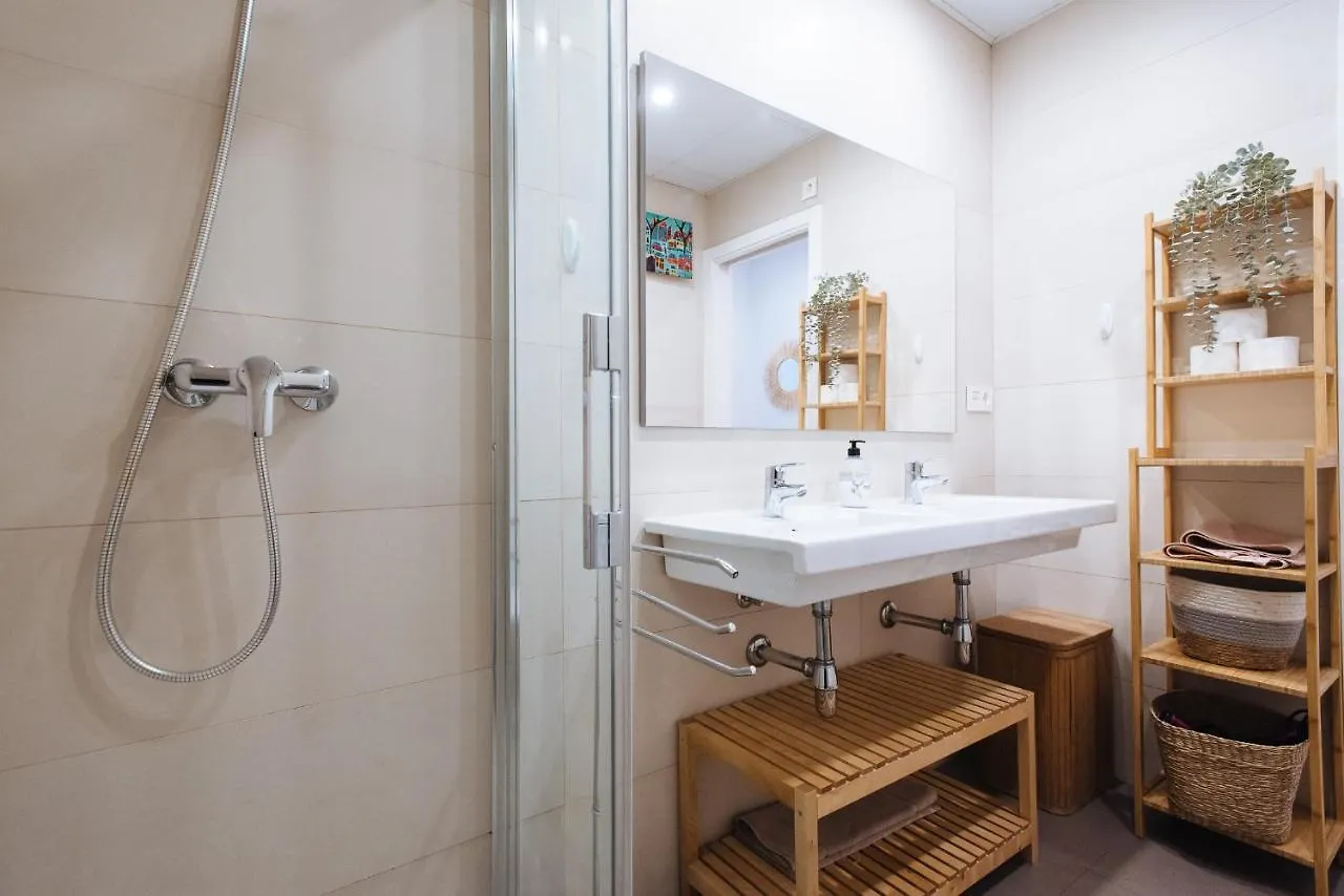 Apartamento Estelar Con Piscina Y Garaje Nervion Apartment Seville Spain